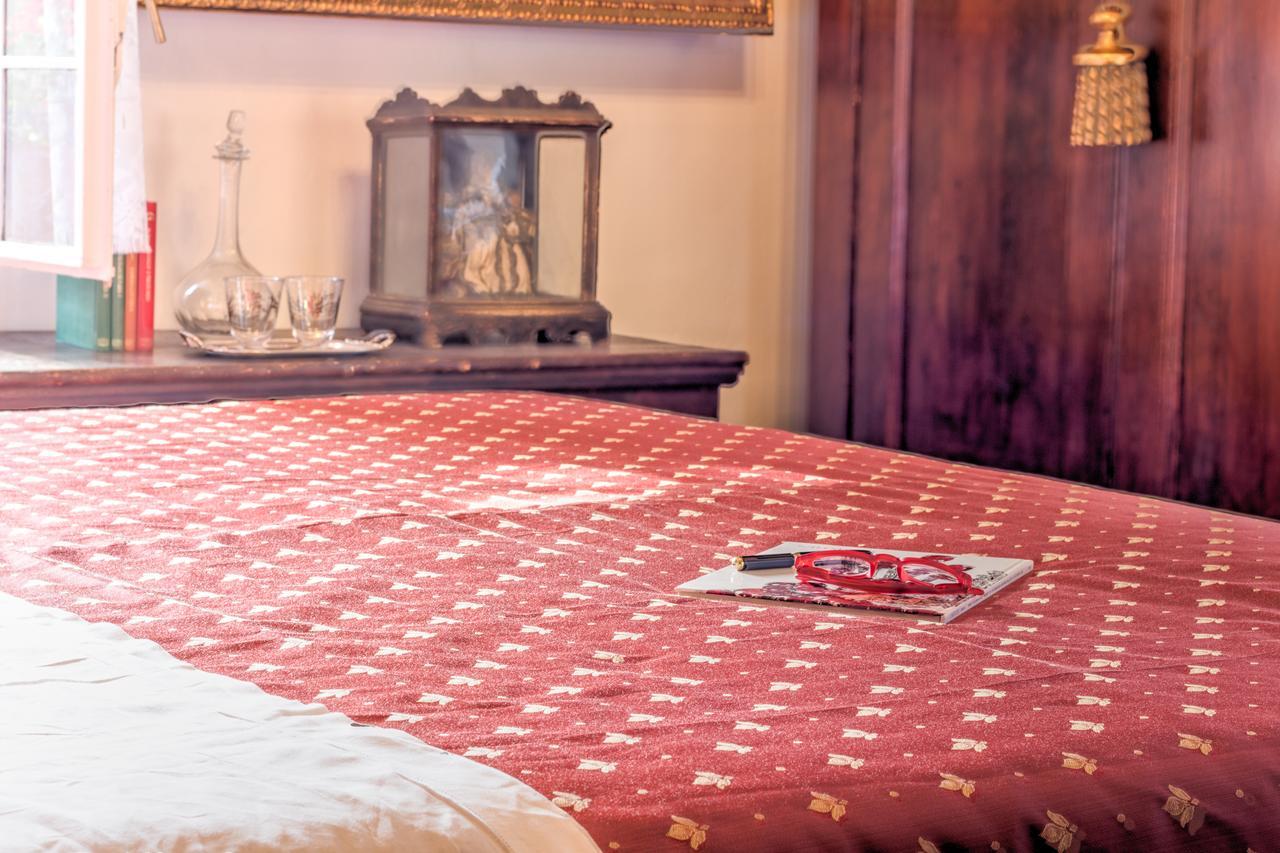B&B La Residenza Del Poeta Montesicuro ภายนอก รูปภาพ