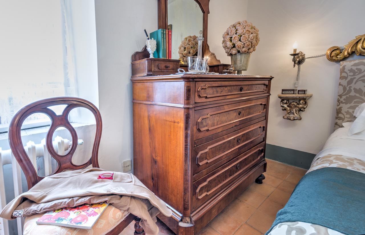 B&B La Residenza Del Poeta Montesicuro ภายนอก รูปภาพ