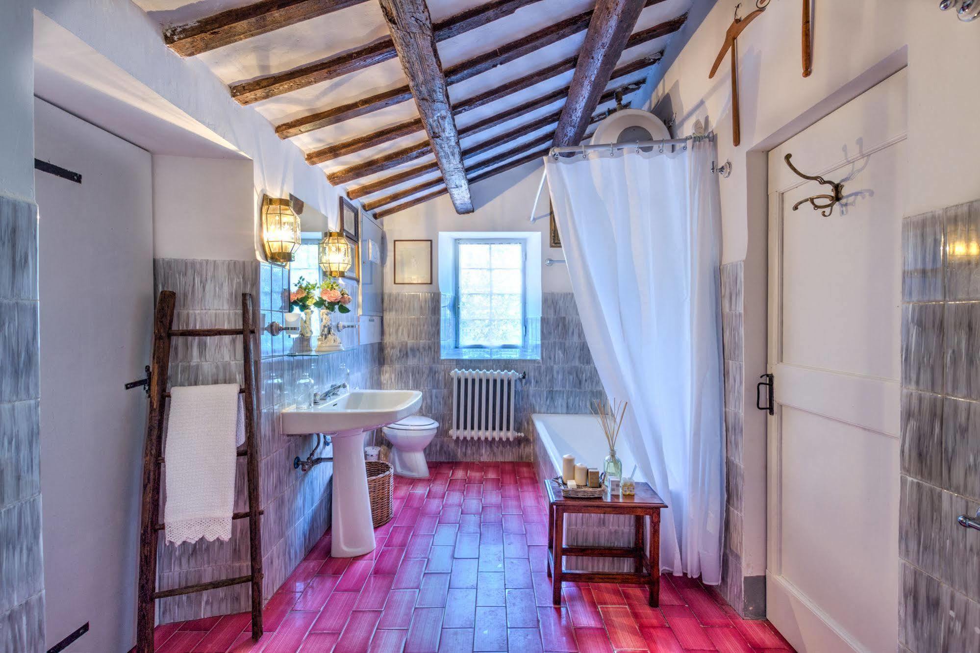 B&B La Residenza Del Poeta Montesicuro ภายนอก รูปภาพ